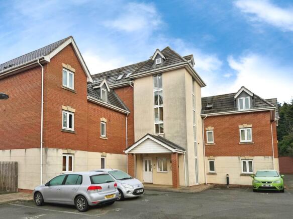 6 Mallory House, Hinckley