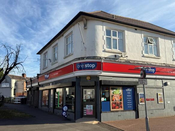 Flat 1 136 Clarendon Road