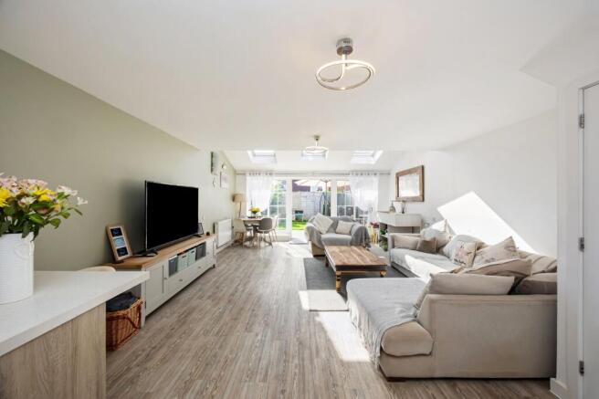Lounge / Dining Room