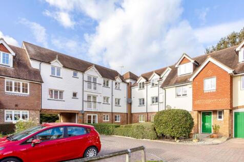 Pondtail Park, Horsham, RH12