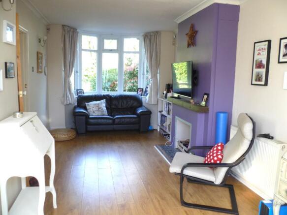 Lounge/Dining Room