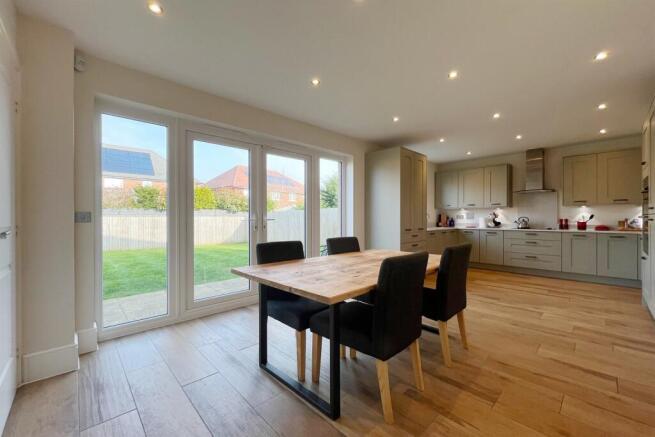 Kitchen Diner