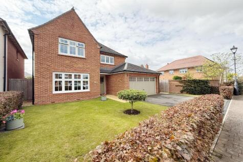 Chadwick Avenue, Woodford