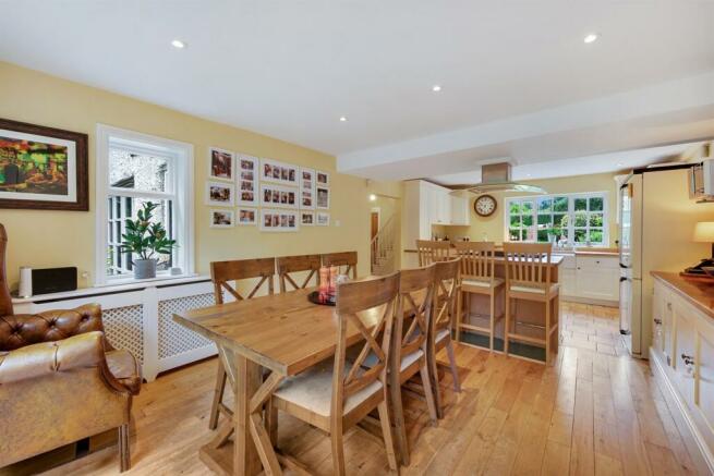 Kitchen/Dining Room