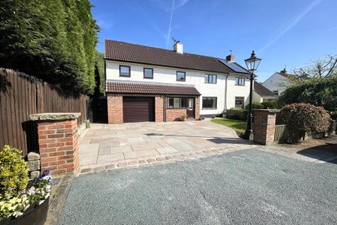 Woodlands Crescent, High Legh, Knutsford