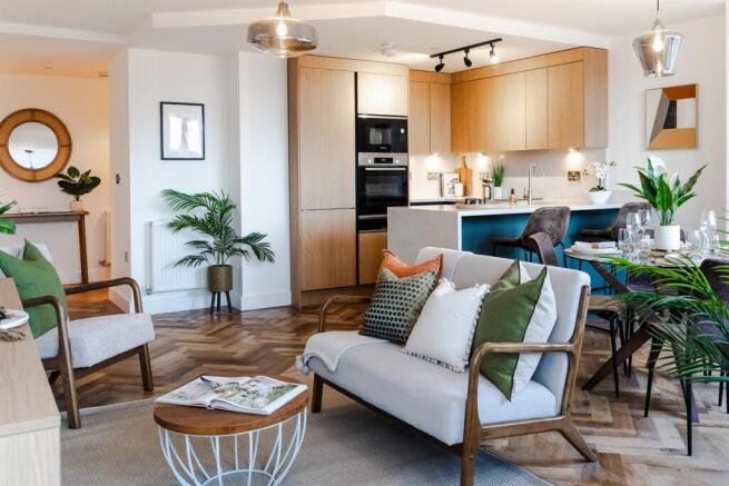 Open Plan Kitchen/Di