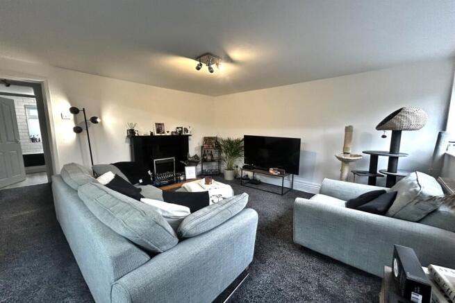 Living/Dining Room