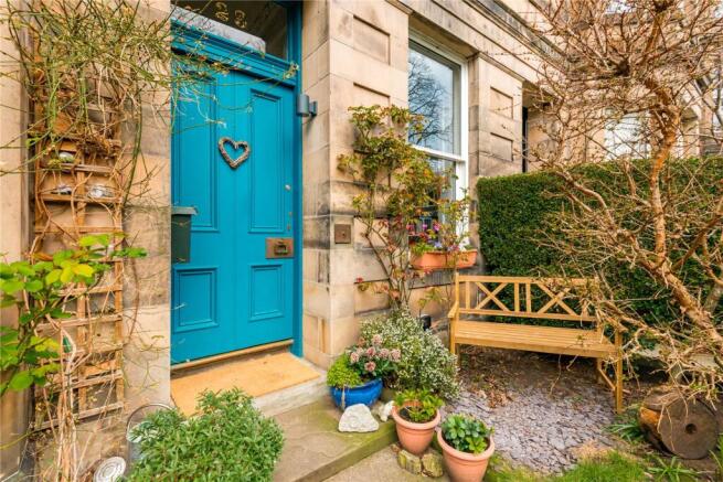 Gillespie Cres 03