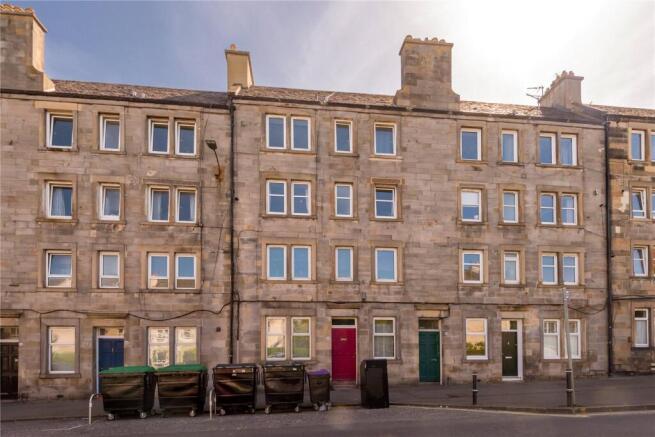 Easter Road 01