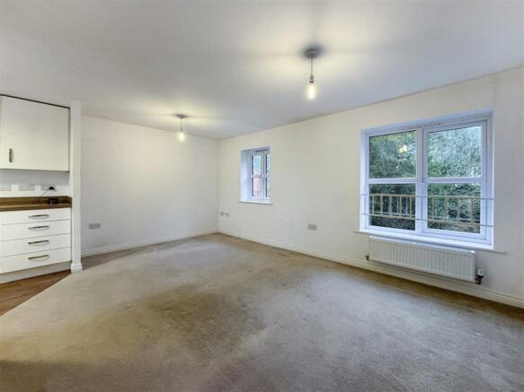 Open Plan Living / Dining / Kitchen