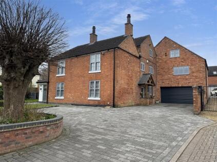 Sutton House Farm, Sutton In The Elms, Broughton Astley.
