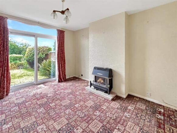 Living room 1.jpg