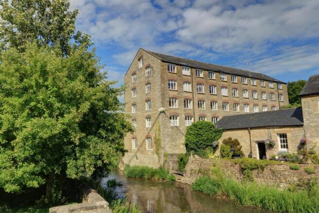 8 Inner Silk Mills