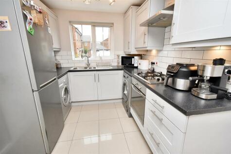 Flycatcher Road, Corby