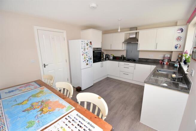 Kitchen/Dining
