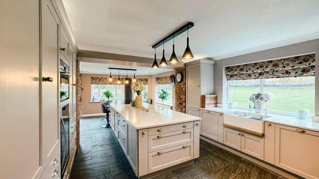 TheWoodyard_2_Kitchen.jpg