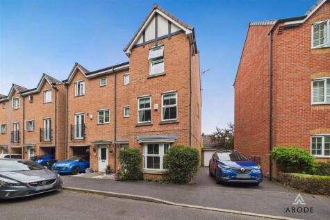 Clough Drive, Stretton, Burton On Trent