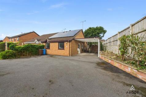 Barcheston Close, Oakwood, Derby