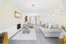 4 bed detached - Wilson Way, Burton-On-Trent image 10