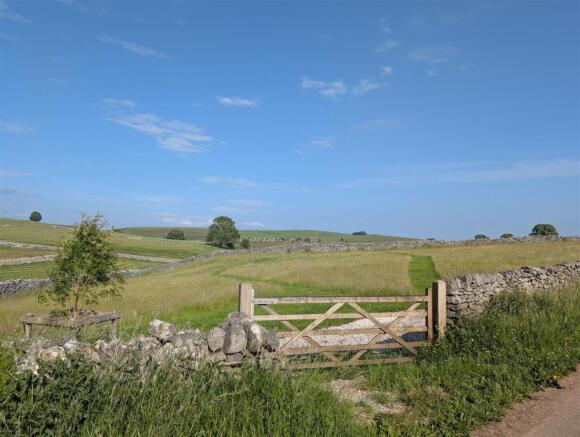 Land off Sherwood Road, Tideswell.jpg