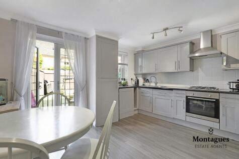 Beaufort Close, North Weald, CM16