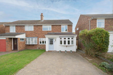 Ross Close, Saffron Walden, CB11