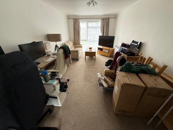 Lounge 1