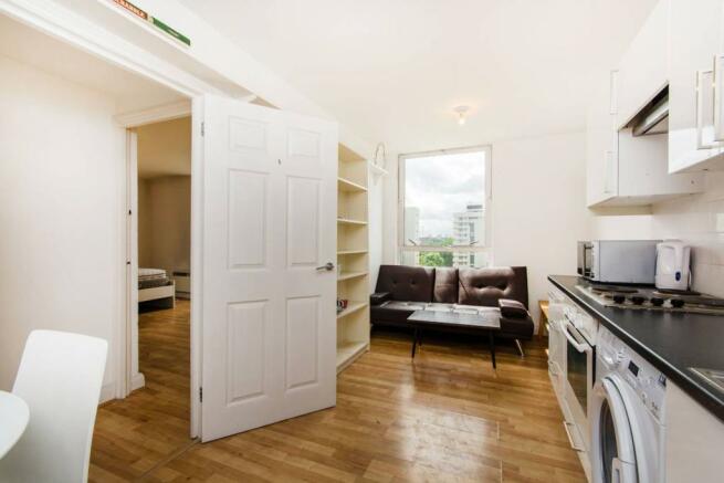 2 bedroom flat to rent in bramlands close, clapham junction, sw11, sw11