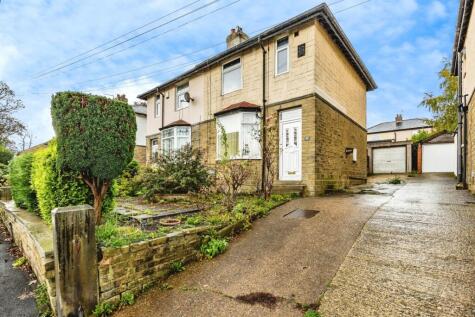 Botham Hall Road, Longwood, Huddersfield, West Yorkshire, HD3