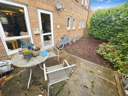 Juniper Grove, Netherton, Huddersfield, West Yorkshire, HD4