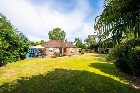 Hillside, Woking, GU22