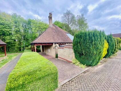 Sunningdale, Orton Waterville, Peterborough, Cambridgeshire, PE2