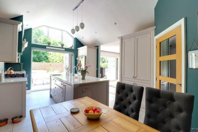 Open Plan Family Dining Kitchen