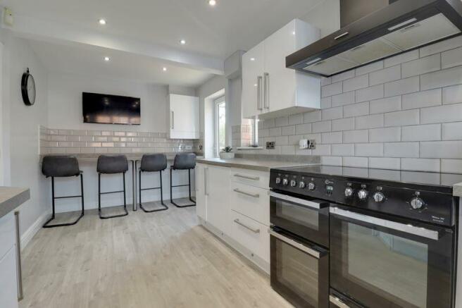 Kitchen/Breakfast Room