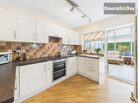Fitted Kitchen