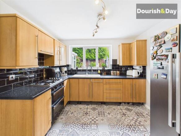 Fitted Kitchen