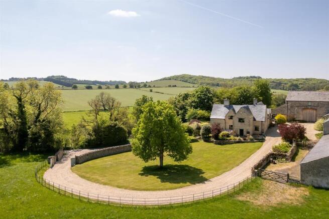 128 - Dowmans Farmhouse - GL53 9QY - Web.jpg