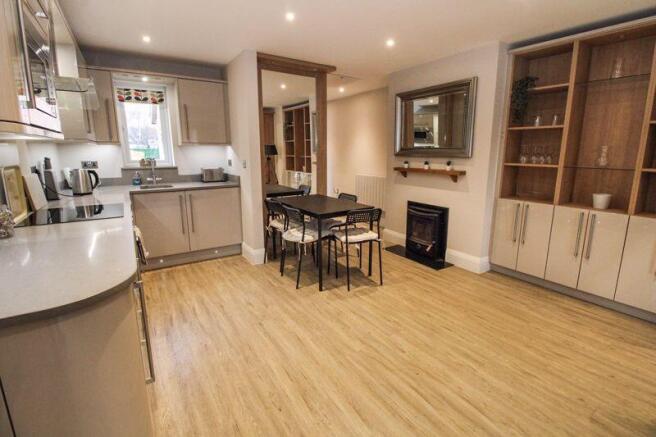 Kitchen/Dining Space