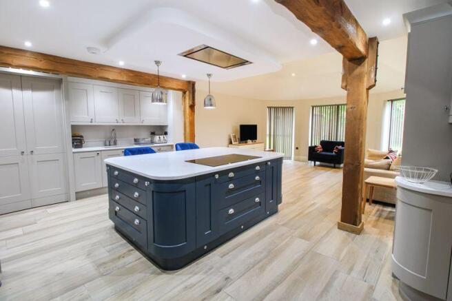 Kitchen/Breakfast Room