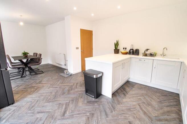 Kitchen/Dining Space