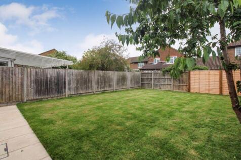 Caernarvon Road, St. Neots PE19