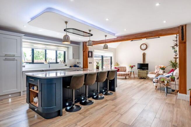 Kitchen/Breakfast Family Room