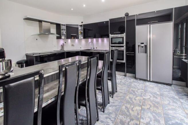 Kitchen/Breakfast Room