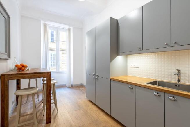 3.Kitchen