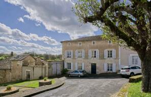 Photo of Poitou-Charentes, Vienne, Charroux