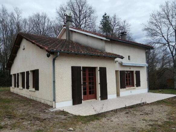 Photo 1