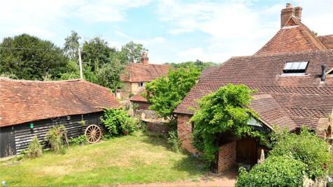 Amberley Lane, Milford, Godalming, Surrey, GU8