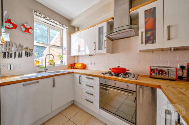 6dcc3f77-f3d9-4f7...