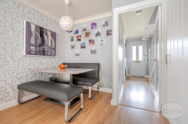 f8c06bf6-ff4d-4aa...