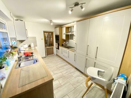 Caeharris - 2 bedroom end of terrace house for sale